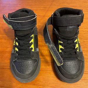 Kids tennis shoes for boys